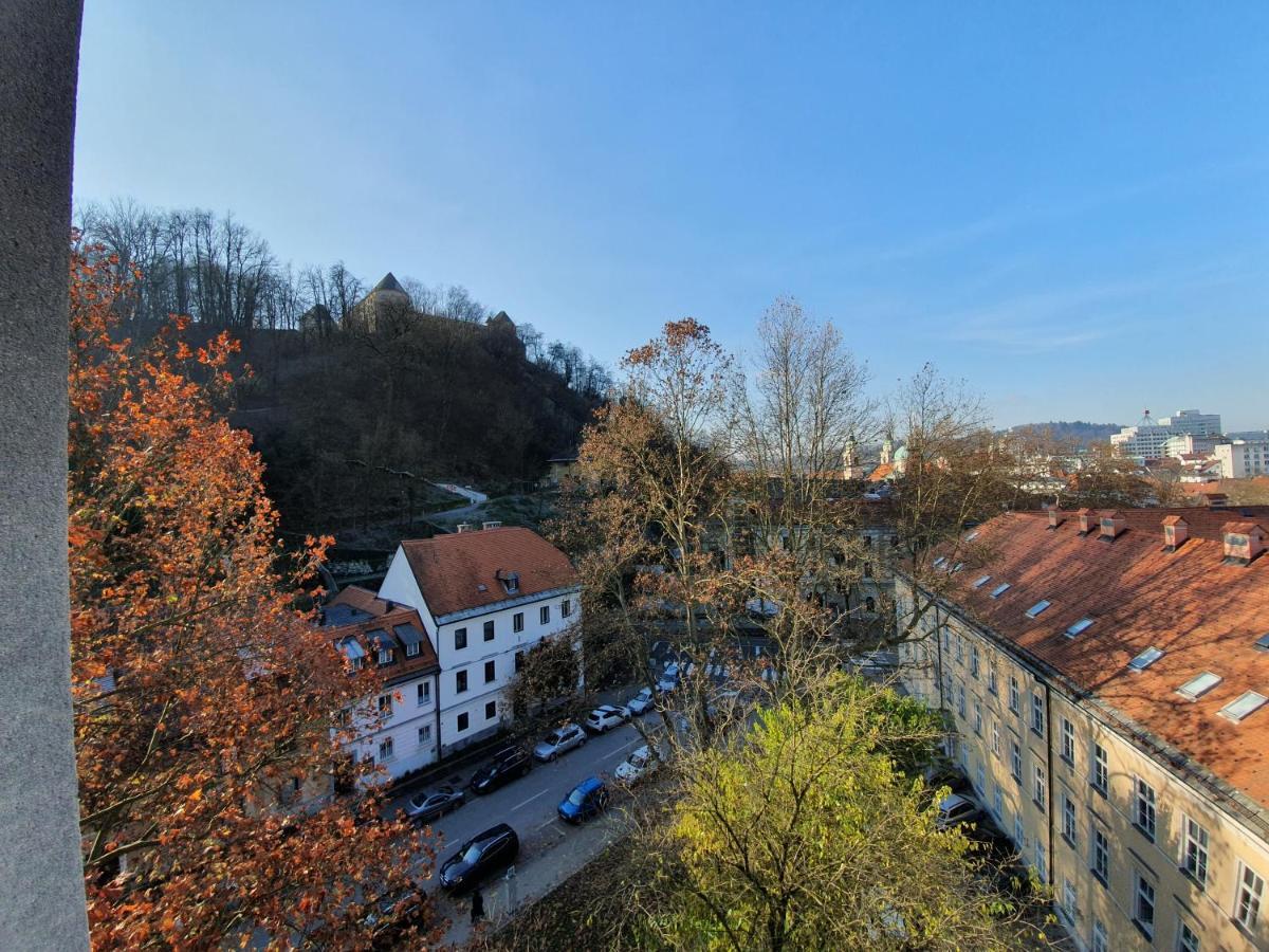 Bossa Nova Castle&Outstanding Home With Garage Lubiana Esterno foto