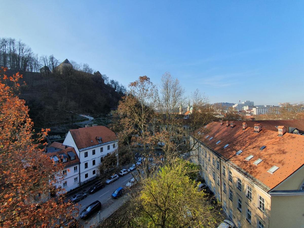 Bossa Nova Castle&Outstanding Home With Garage Lubiana Esterno foto